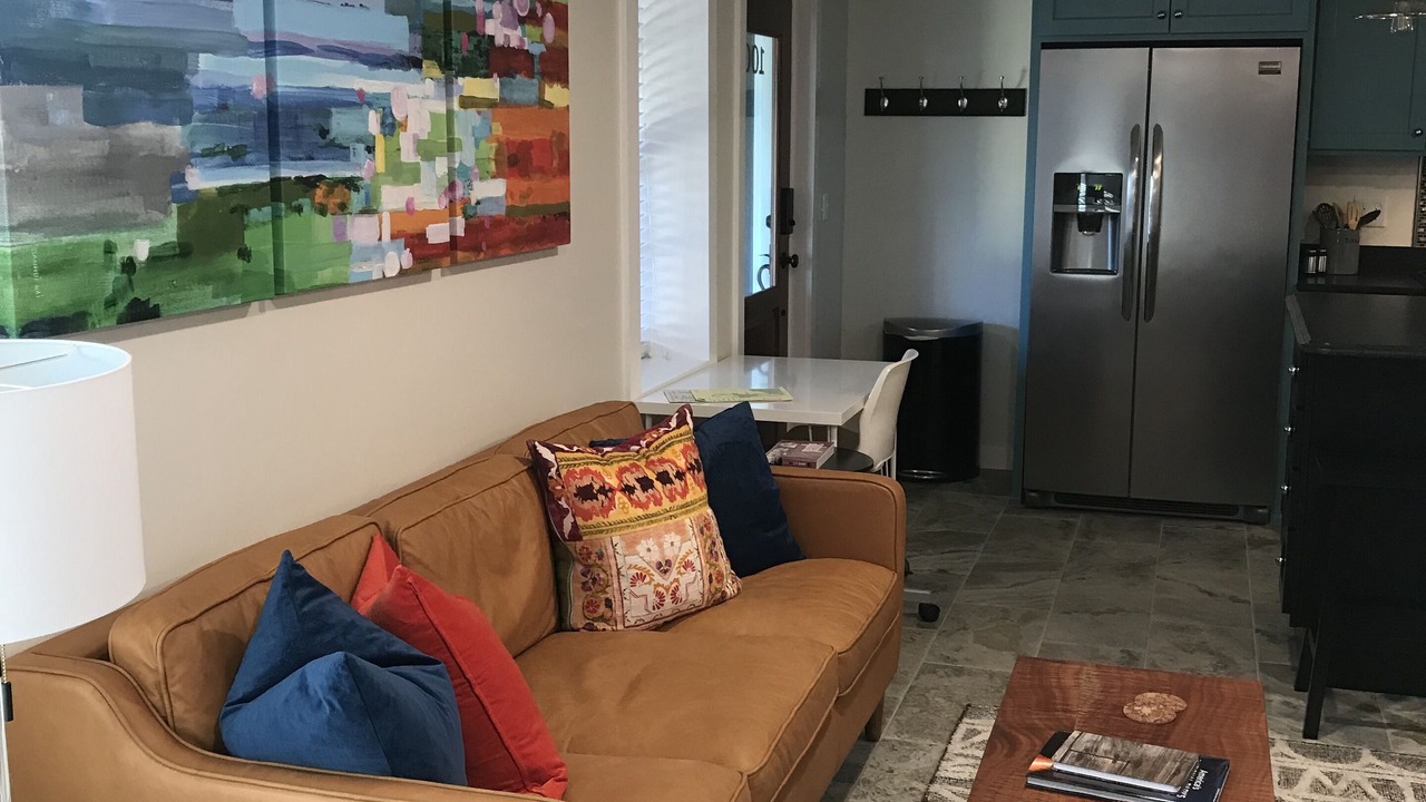 Photo of Livingroom in Mount Airy