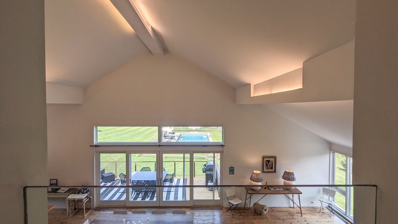 Photo of Livingroom in Roxbury