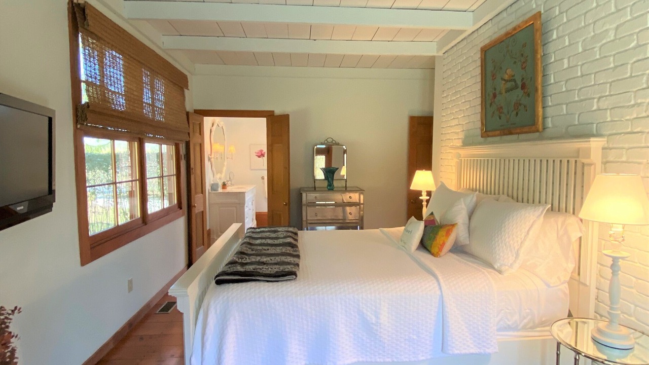 Photo of Bedroom in East Hampton North