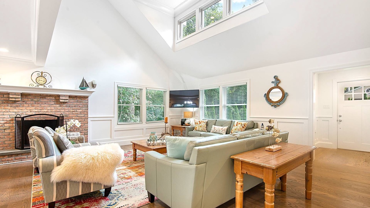 Photo of Livingroom in Village of East Hampton