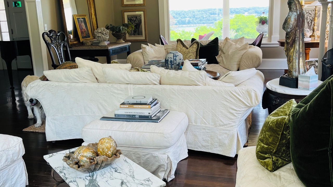 Photo of Livingroom in Saugerties