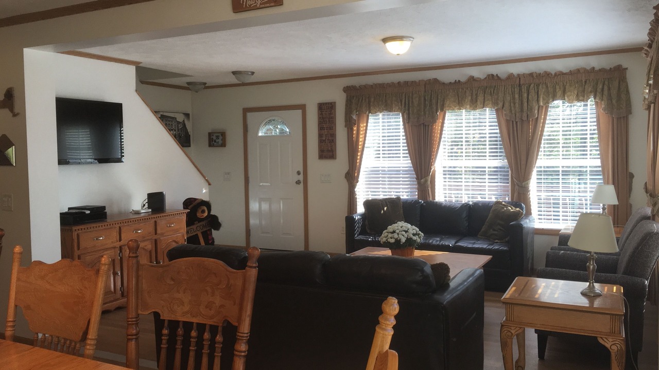 Photo of Livingroom in Milford