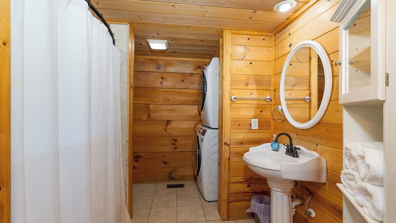 Photo of Bathroom in Stanley
