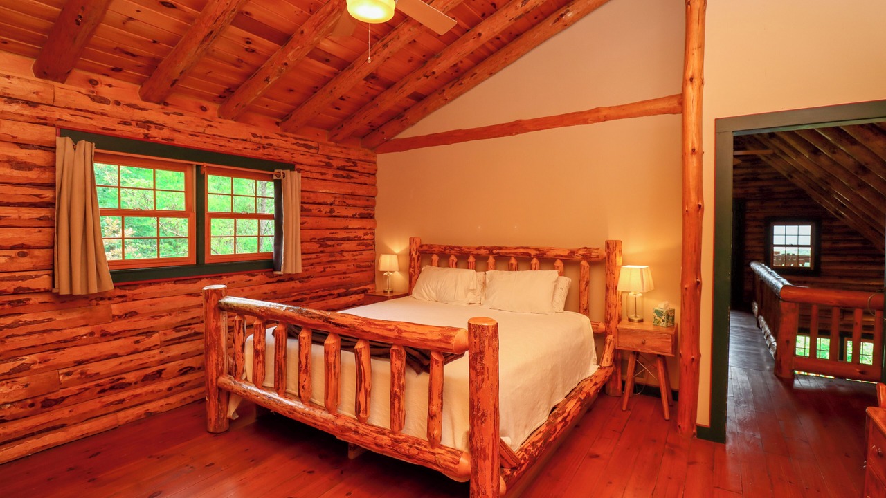 Photo of Bedroom in Bolton Landing