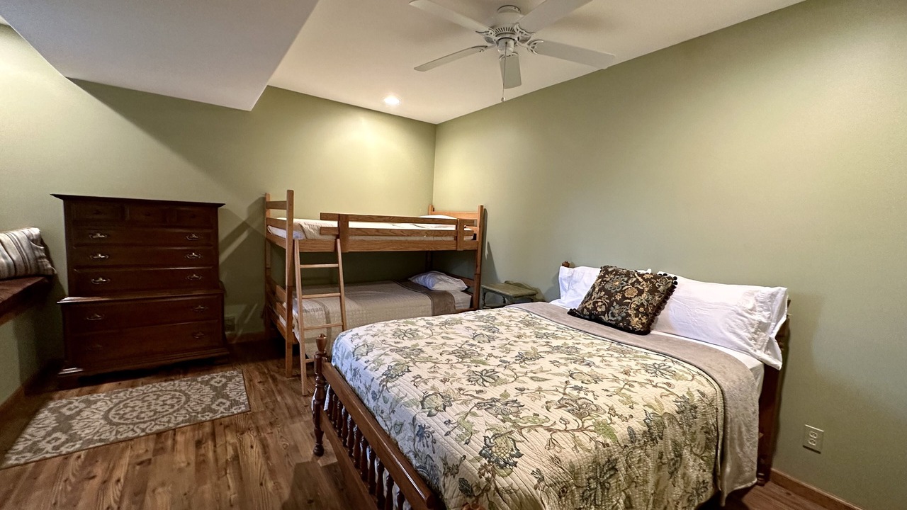 Photo of Bedroom in Town of Jerusalem