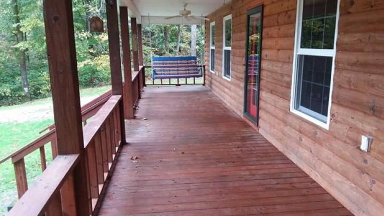Photo of Patio Balcony in Fort Gay