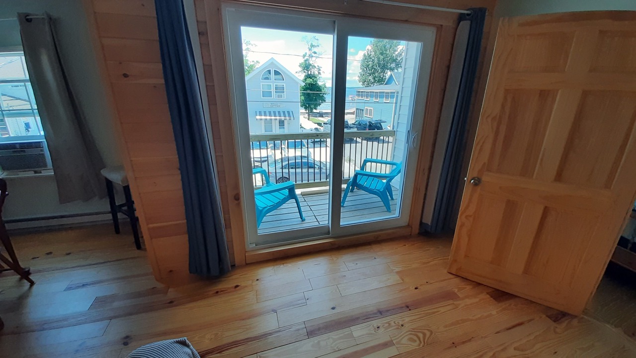 Photo of Patio Balcony in Sylvan Beach
