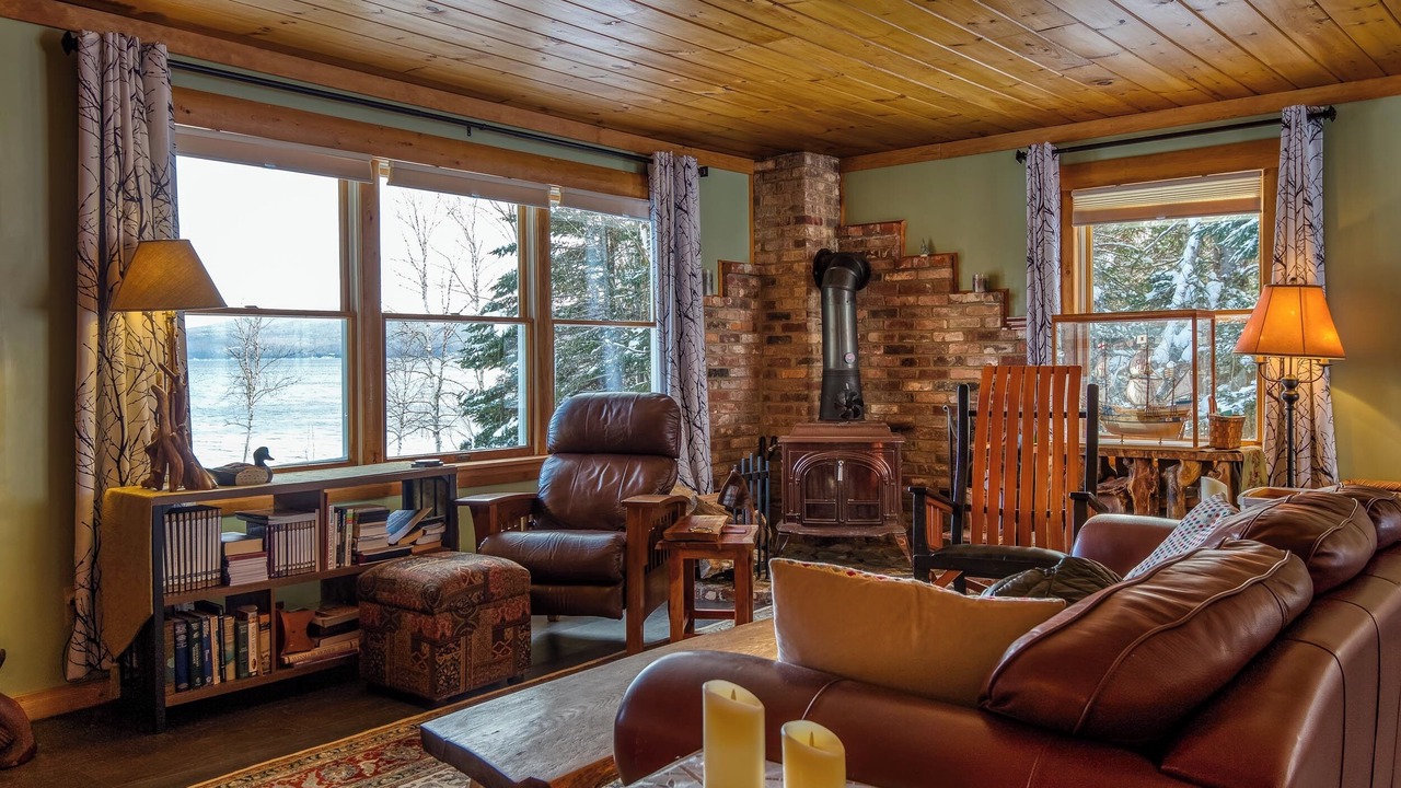 Photo of Livingroom in Rangeley