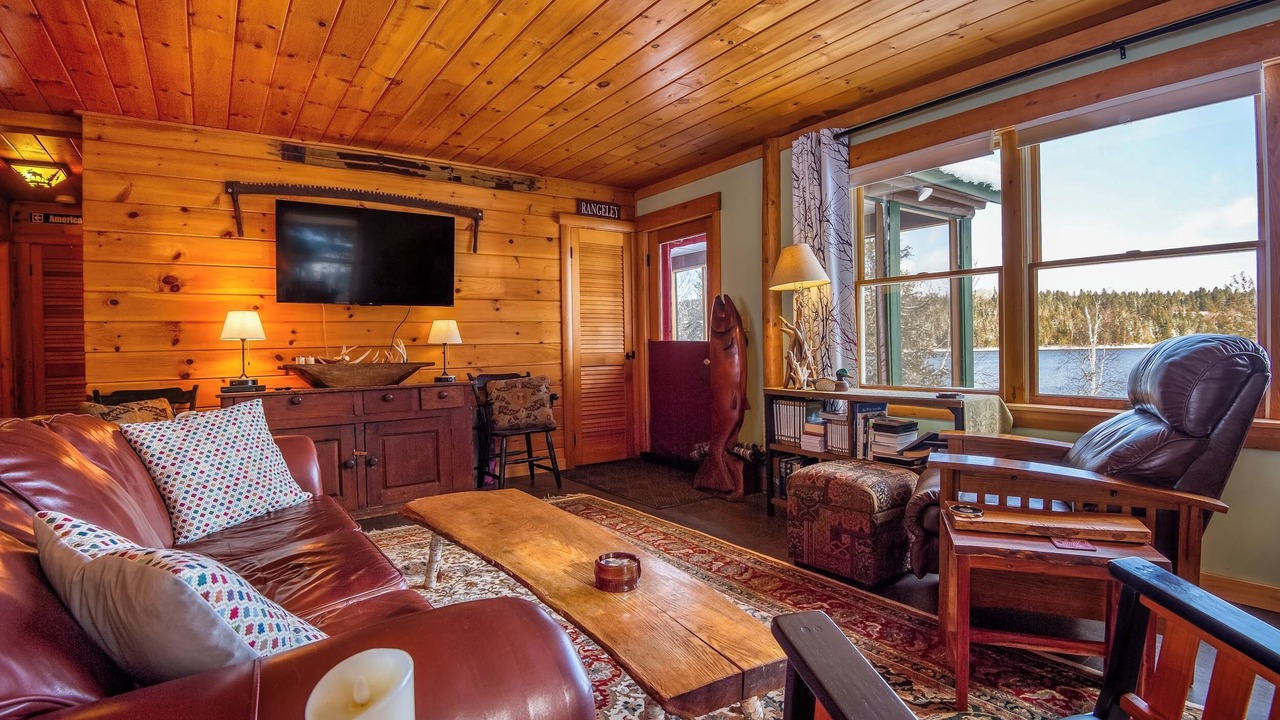 Photo of Livingroom in Rangeley