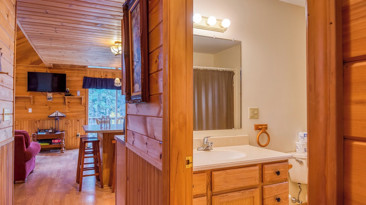 Photo of Bathroom in Oquossoc