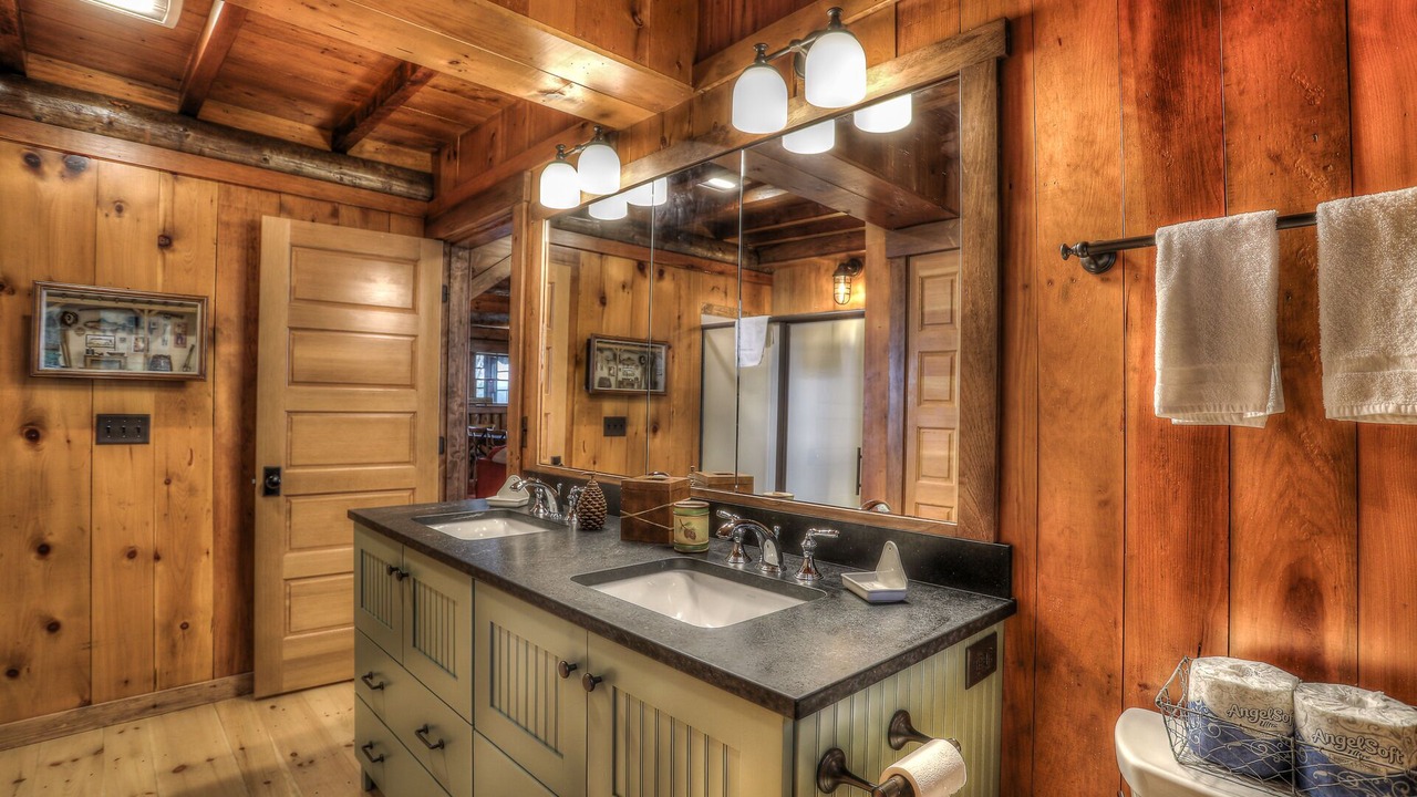 Photo of Bathroom in Rangeley