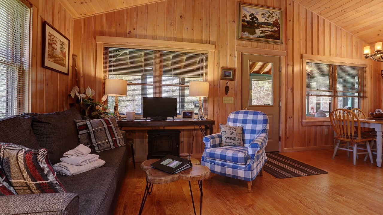 Photo of Livingroom in Rangeley Plantation
