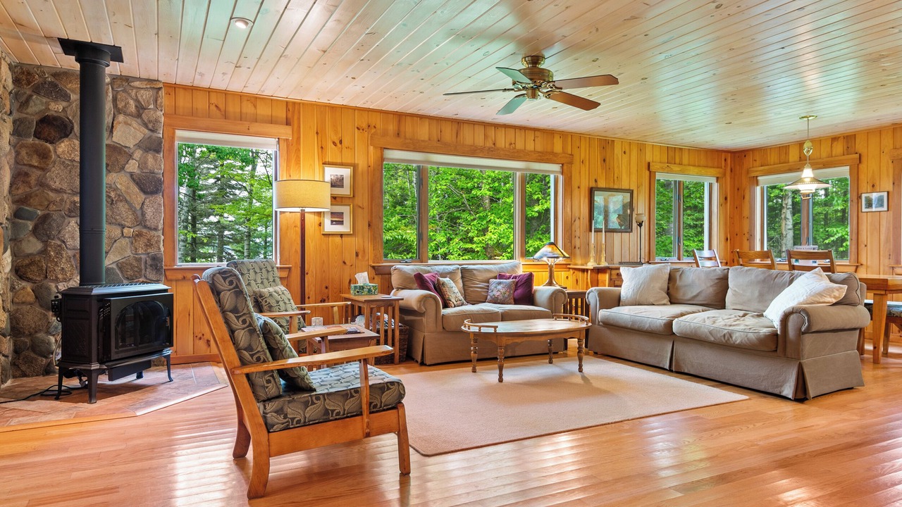 Photo of Livingroom in Rangeley Plantation