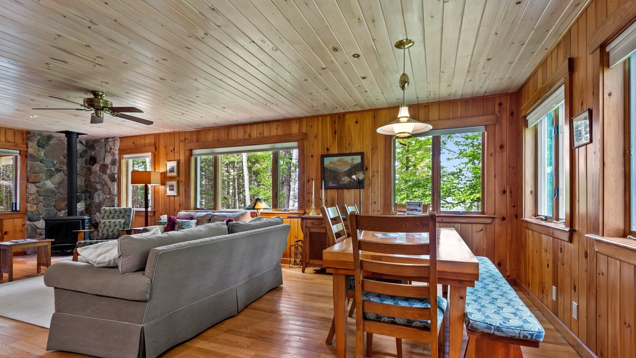 Photo of Livingroom in Rangeley Plantation