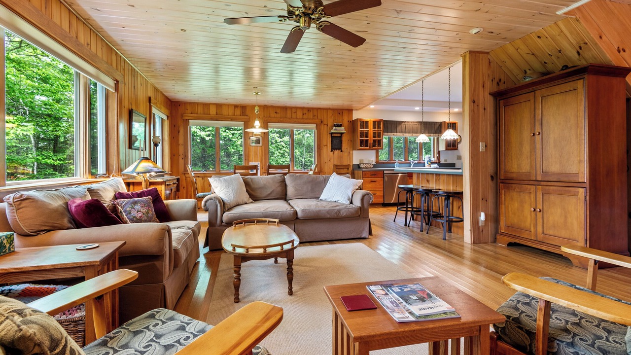 Photo of Livingroom in Rangeley Plantation