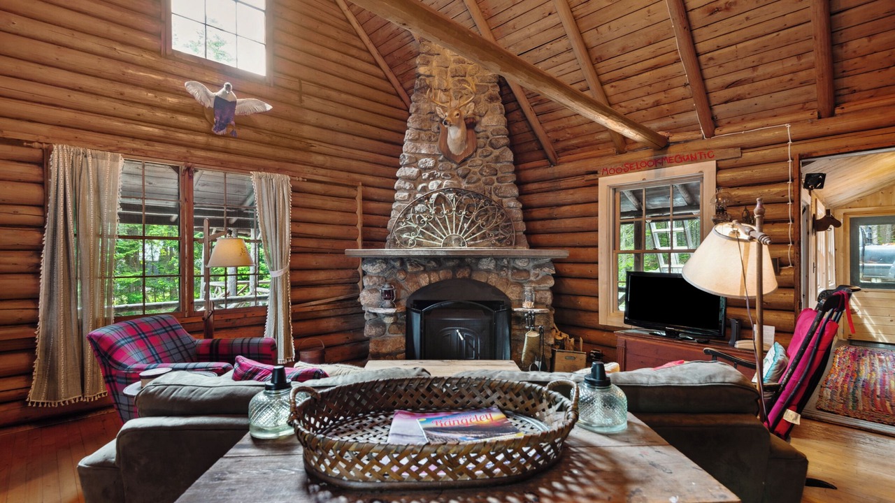 Photo of Livingroom in Rangeley