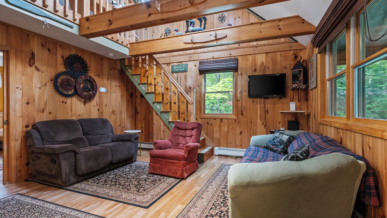 Photo of Livingroom in Rangeley Plantation