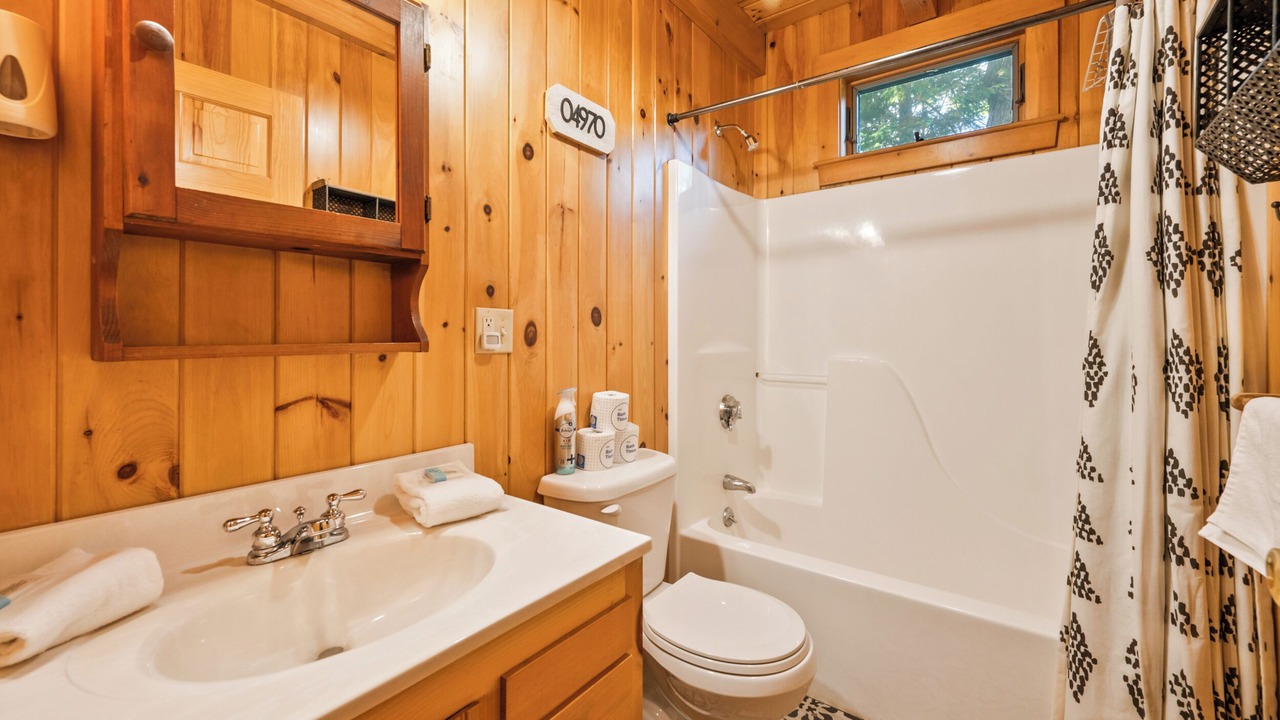 Photo of Bathroom in Oquossoc
