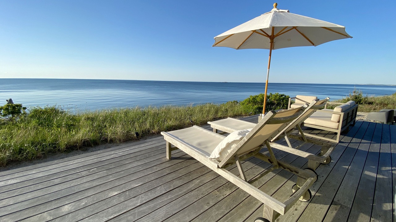 Photo of Patio Balcony in Riverhead