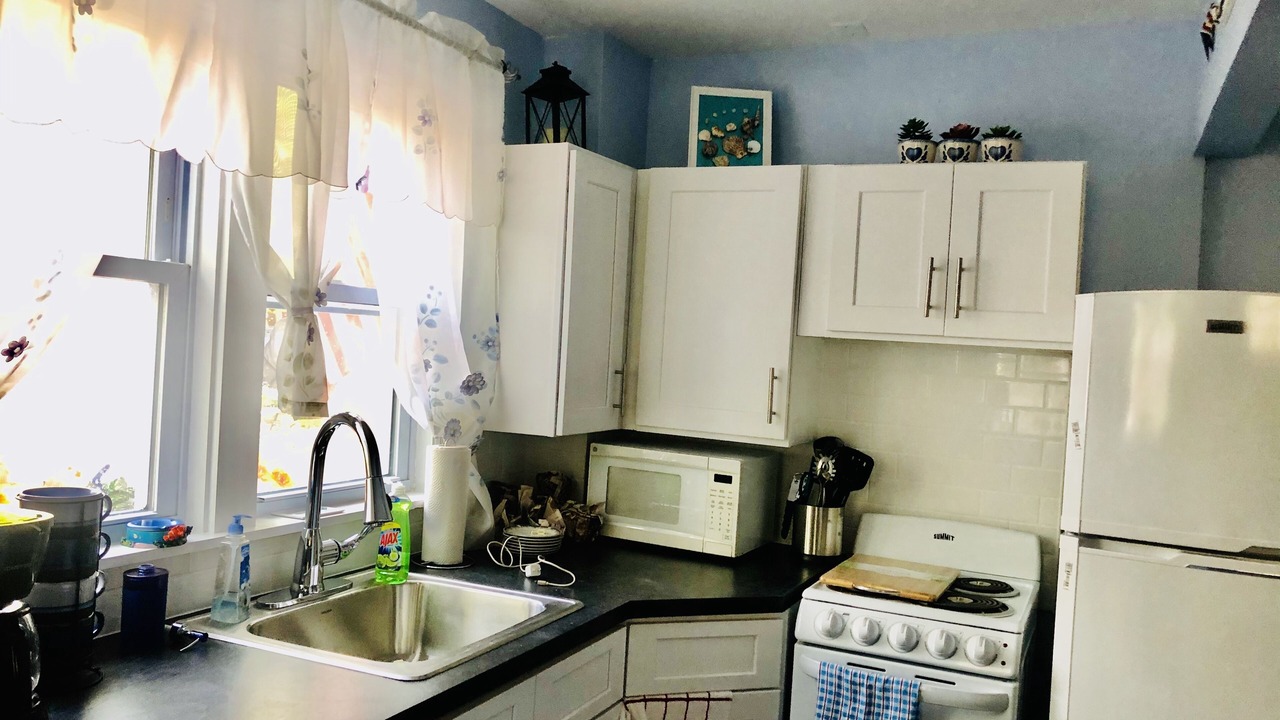 Photo of Kitchen in Baiting Hollow
