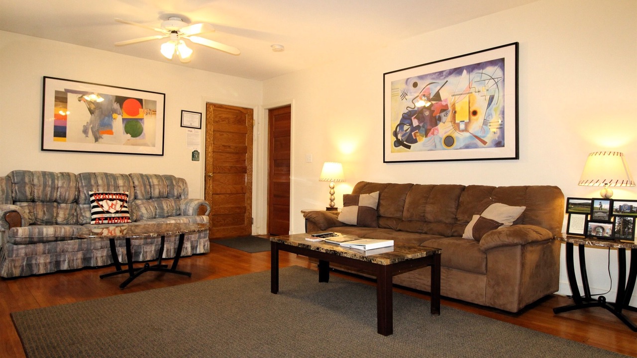 Photo of Bedroom in Oneonta
