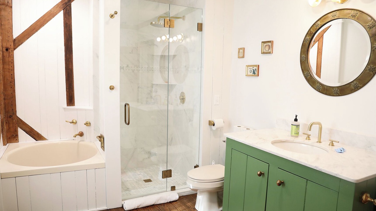 Photo of Bathroom in Townshend
