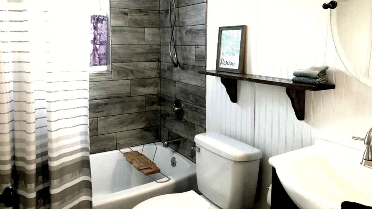Photo of Bathroom in Cross Lanes