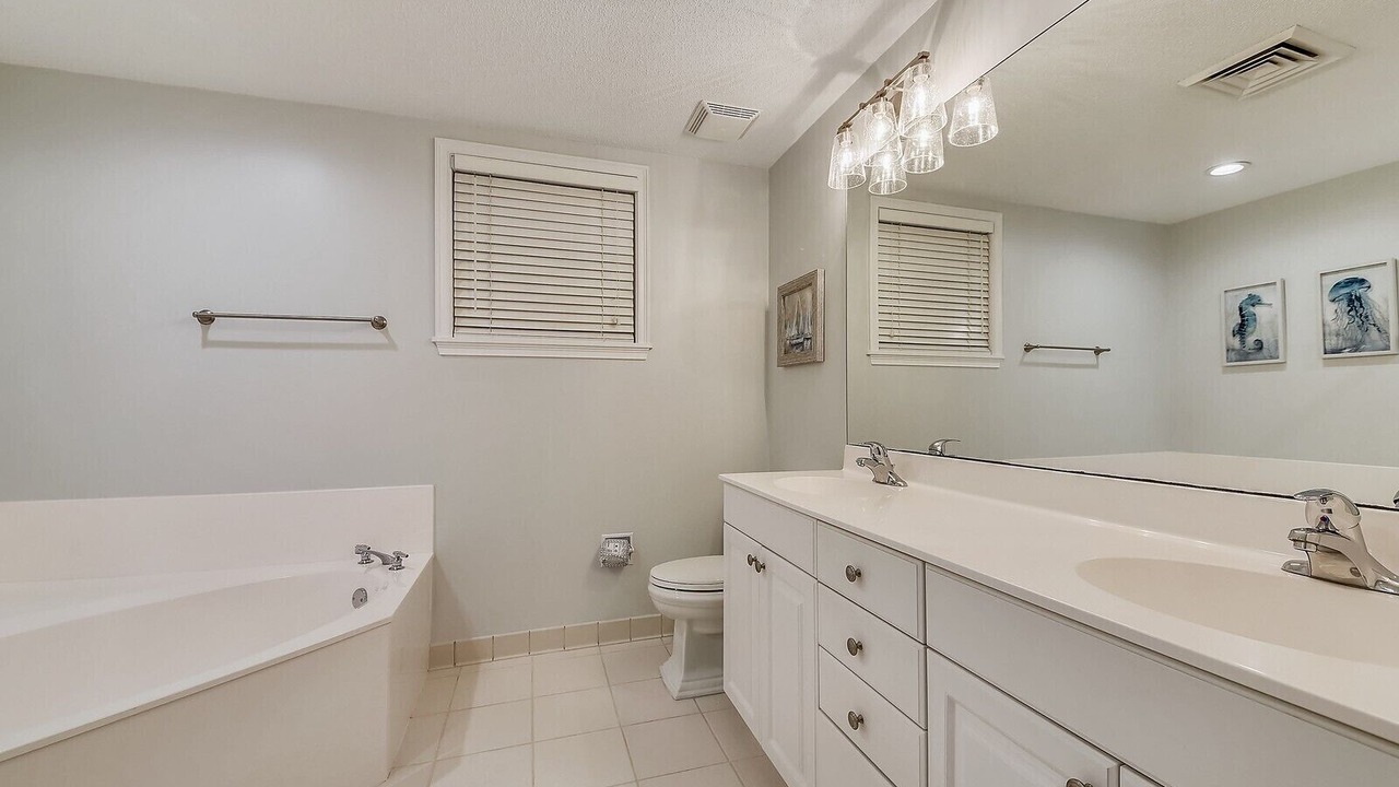 Photo of Bathroom in North Forest Beach