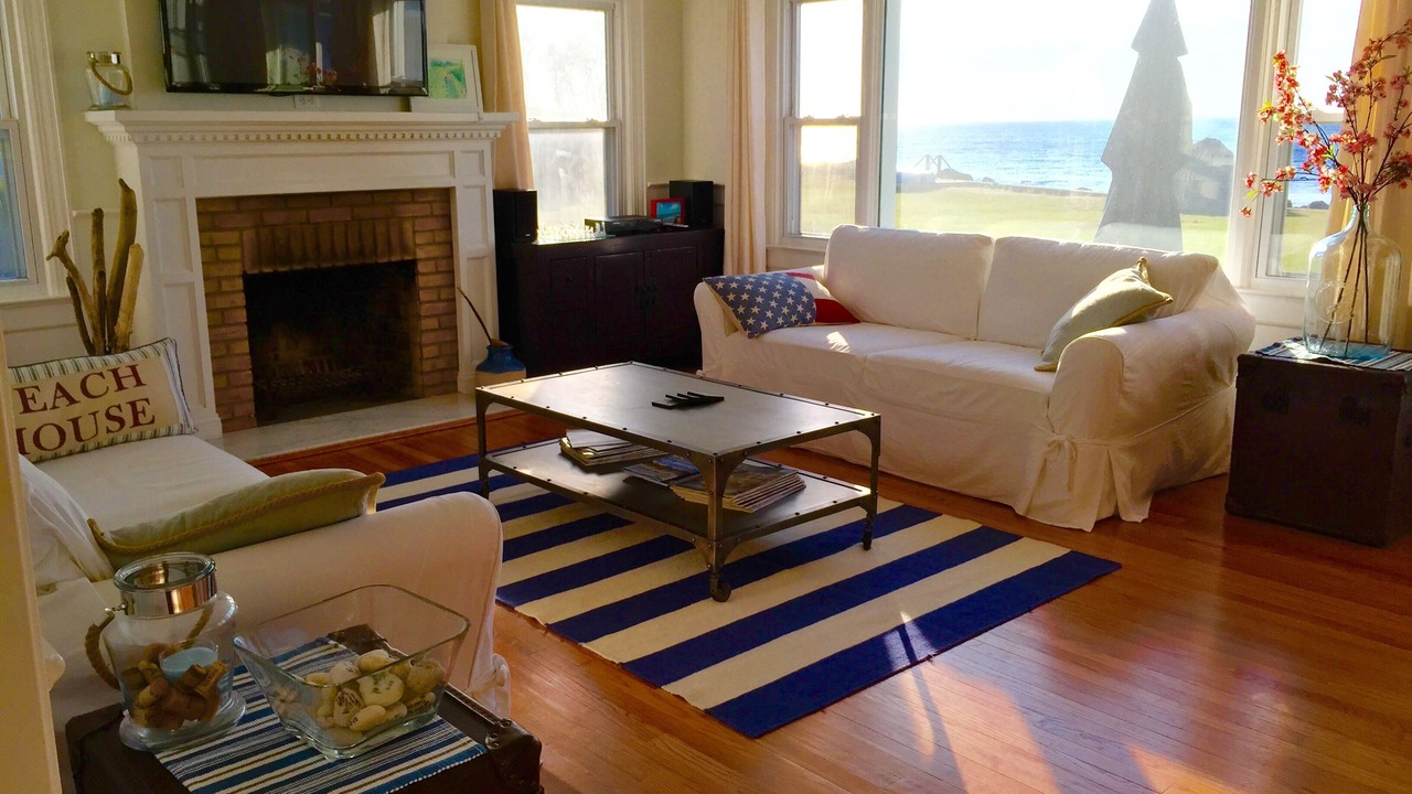 Photo of Livingroom in Greenport