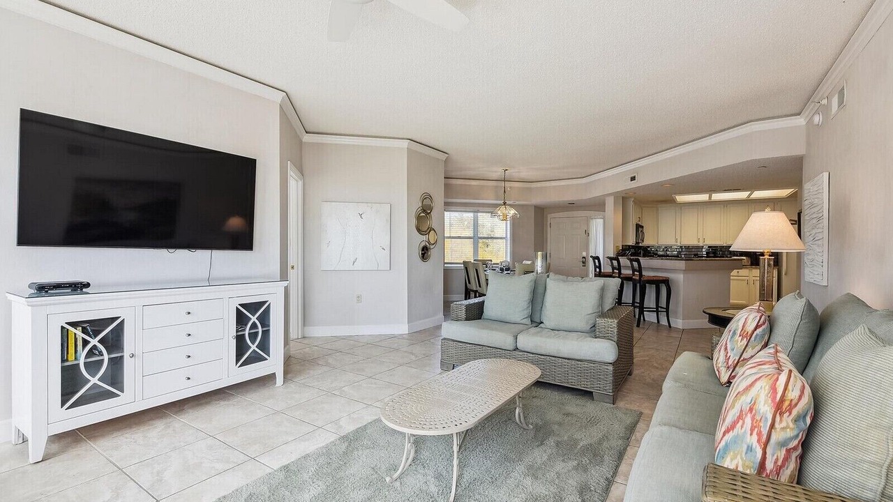 Photo of Bedroom in Palmetto Dunes