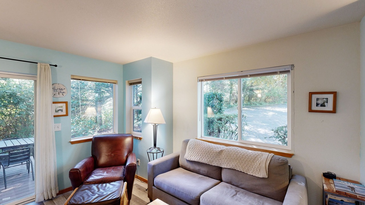 Photo of Livingroom in Tolovana Park