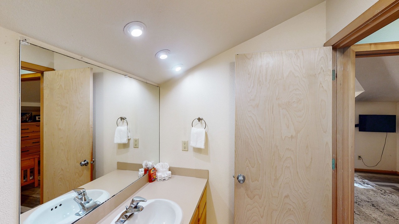 Photo of Bathroom in Tolovana Park
