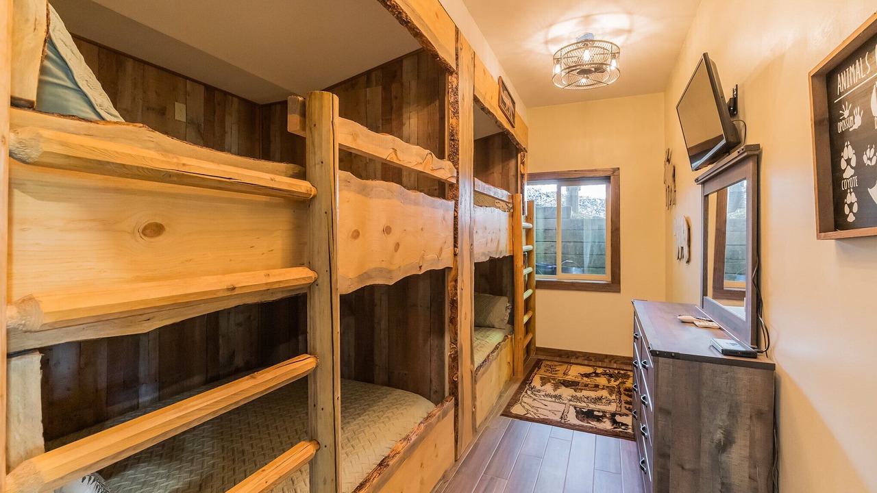 Photo of Bedroom in The Arbor
