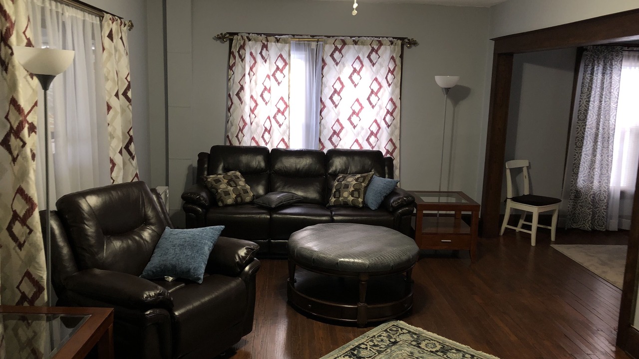 Photo of Livingroom in Oneonta