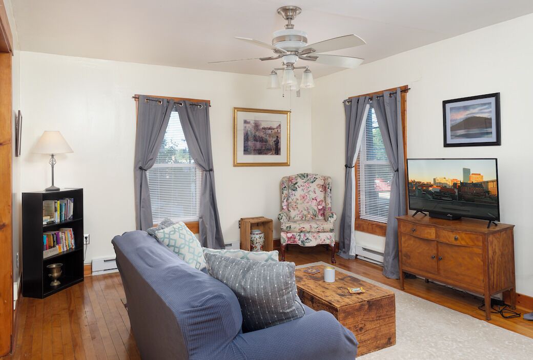 Photo of Livingroom in Brattleboro