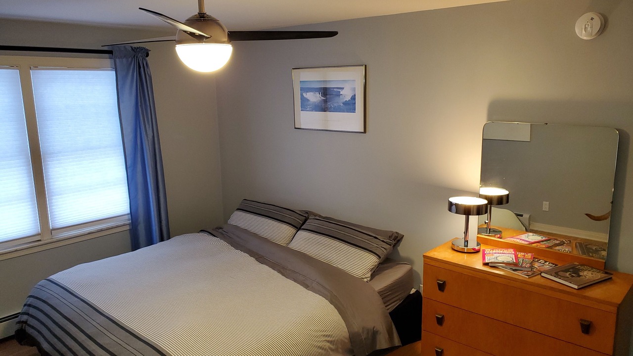 Photo of Bedroom in Downtown Niagara Falls