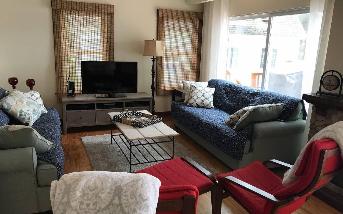 Photo of Livingroom in New London