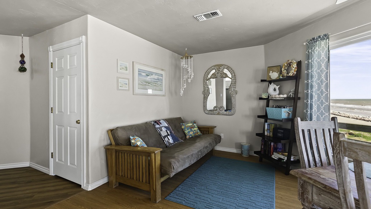 Photo of Livingroom in Surfside Beach
