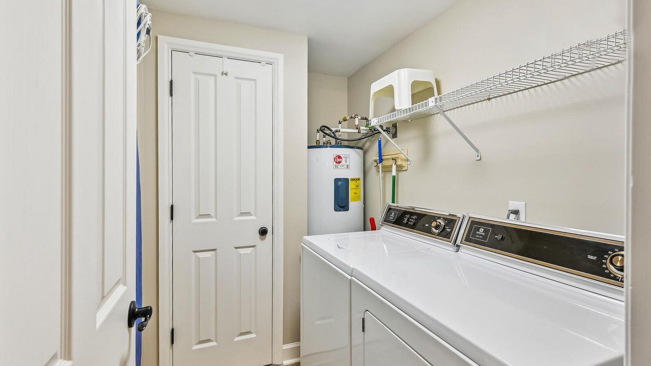 Photo of Bedroom in Palmetto Dunes