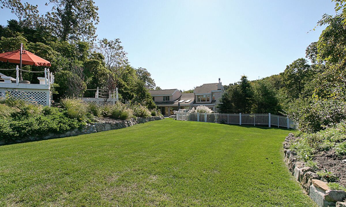 Photo of Outdoor in St. James