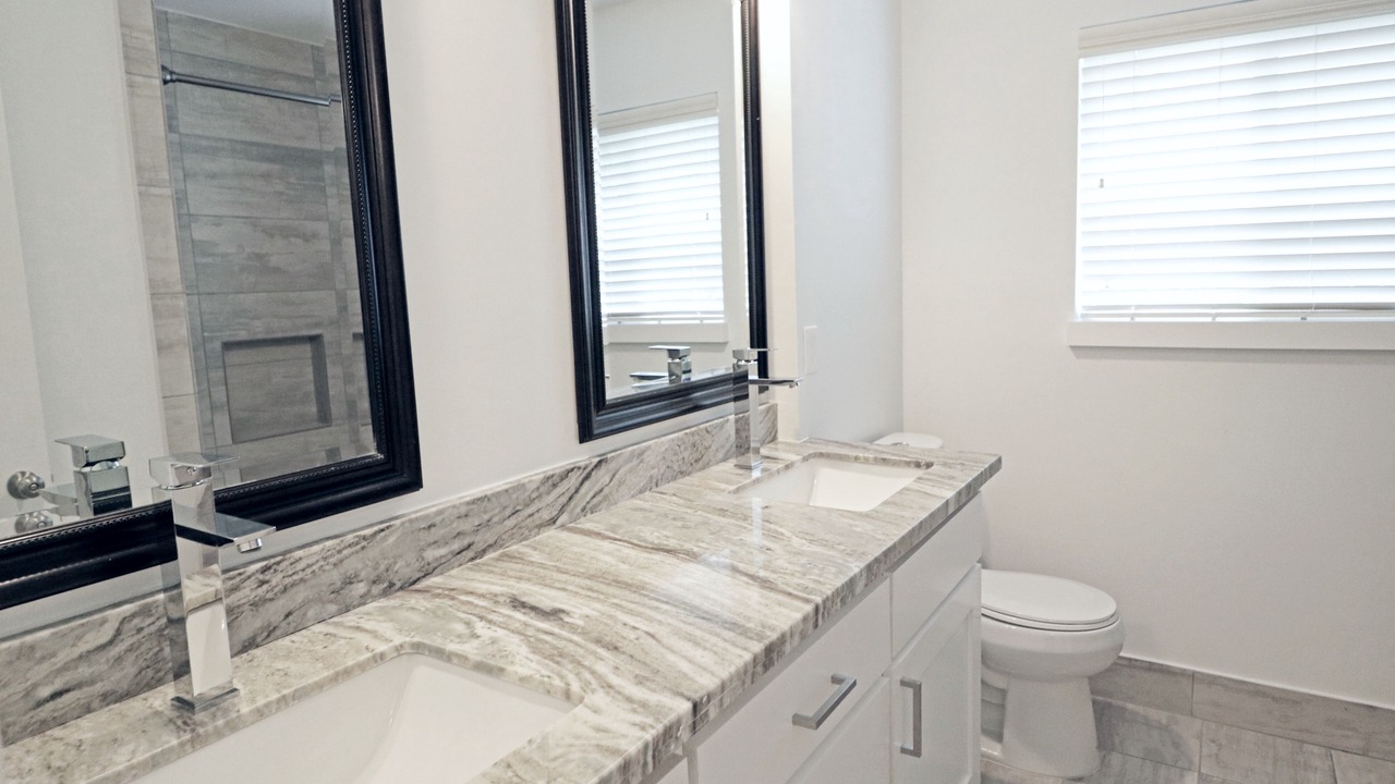 Photo of Bathroom in Willow Meadows/Willowbend Area