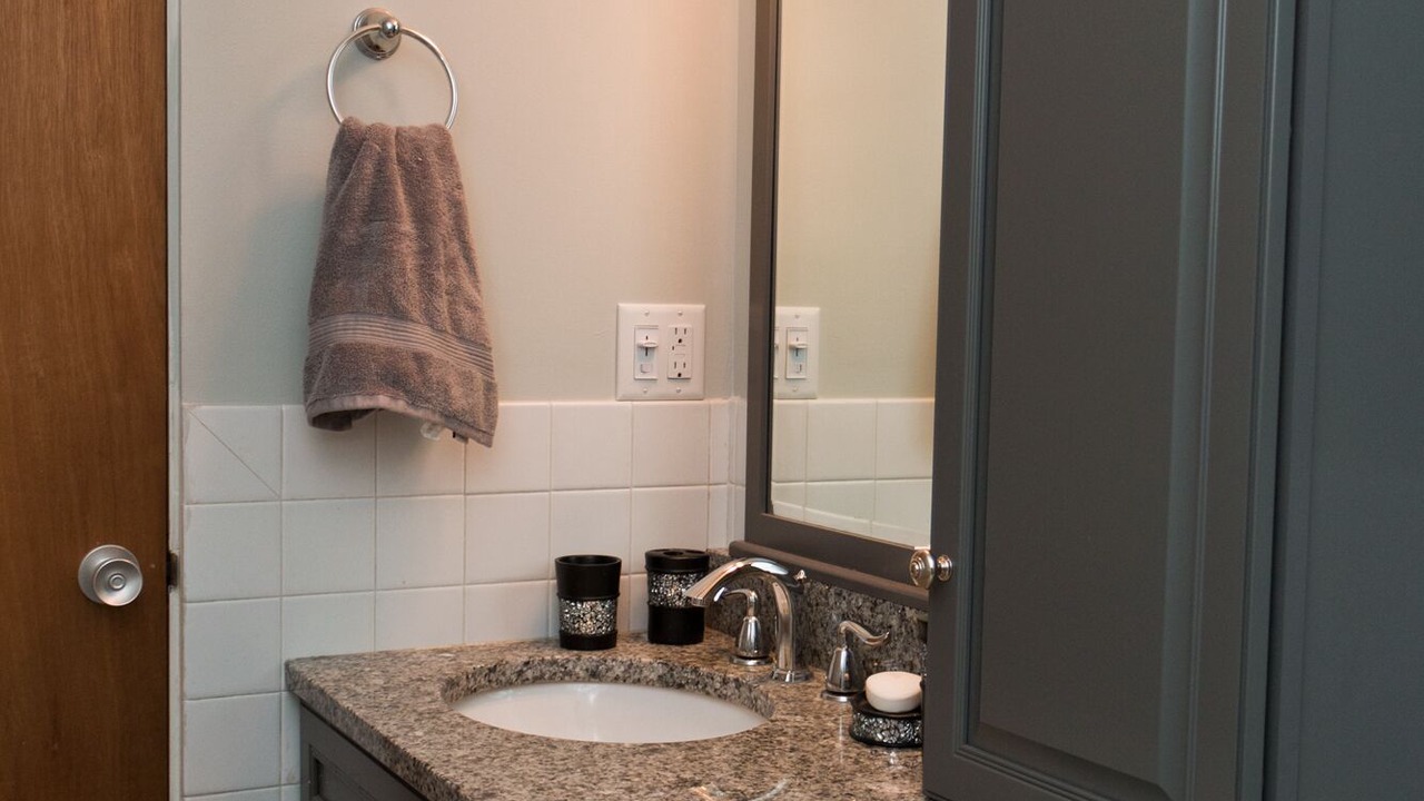 Photo of Bathroom in Sunapee