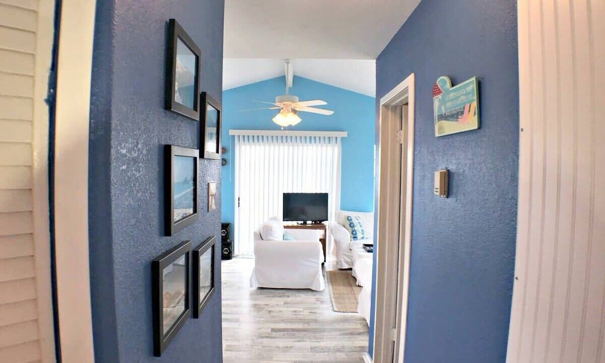 Photo of Livingroom in Surfside Beach