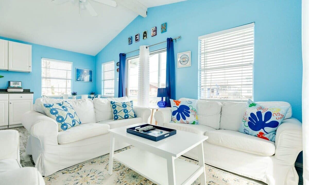 Photo of Livingroom in Surfside Beach