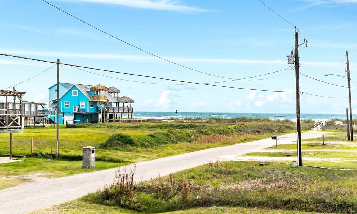 Photo of Others in Surfside Beach