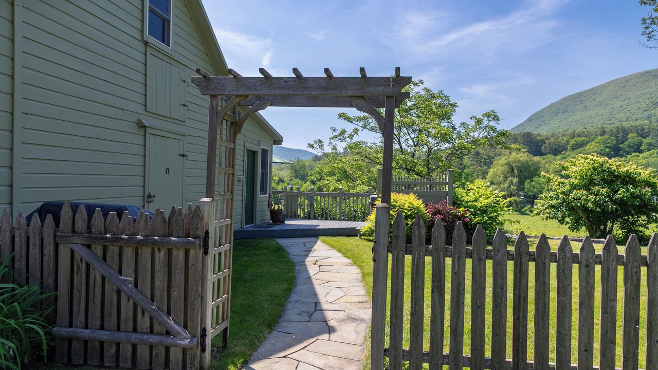 Photo of Outdoor in Arlington