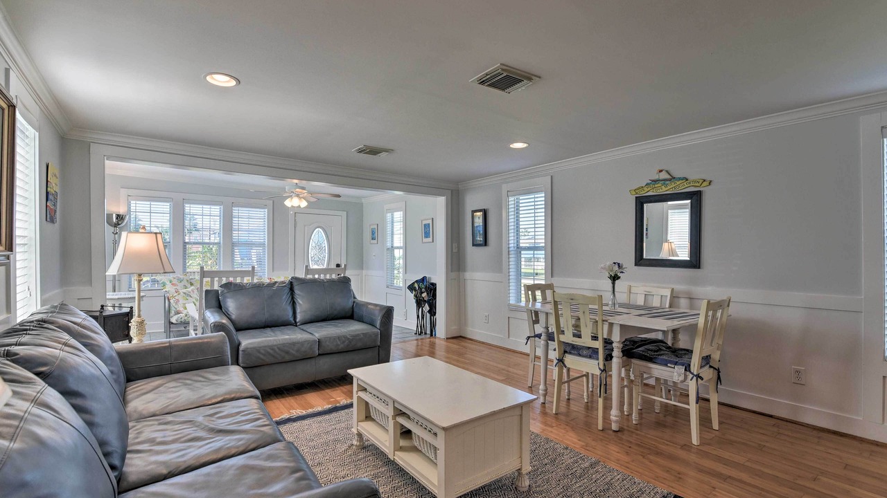 Photo of Bedroom in Galveston