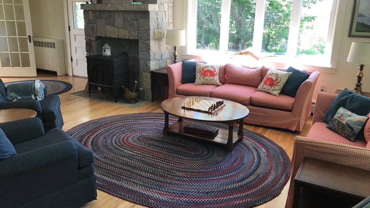 Photo of Livingroom in Bass Harbor
