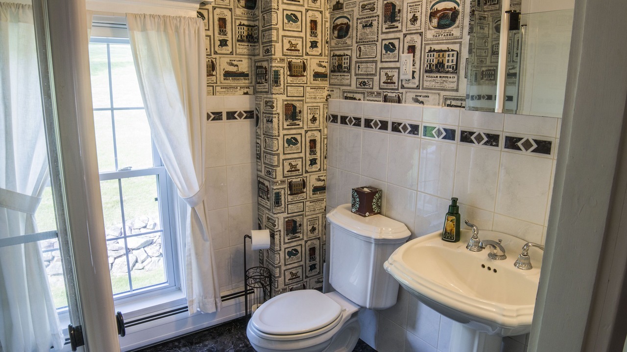 Photo of Bathroom in Jefferson