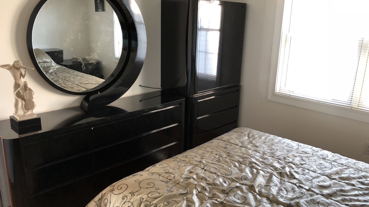 Photo of Bedroom in Saratoga Springs